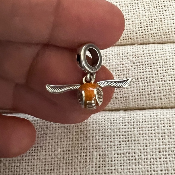 Harry Potter Golden Snitch Quidditch Dangle Charm - Picture 2 of 4